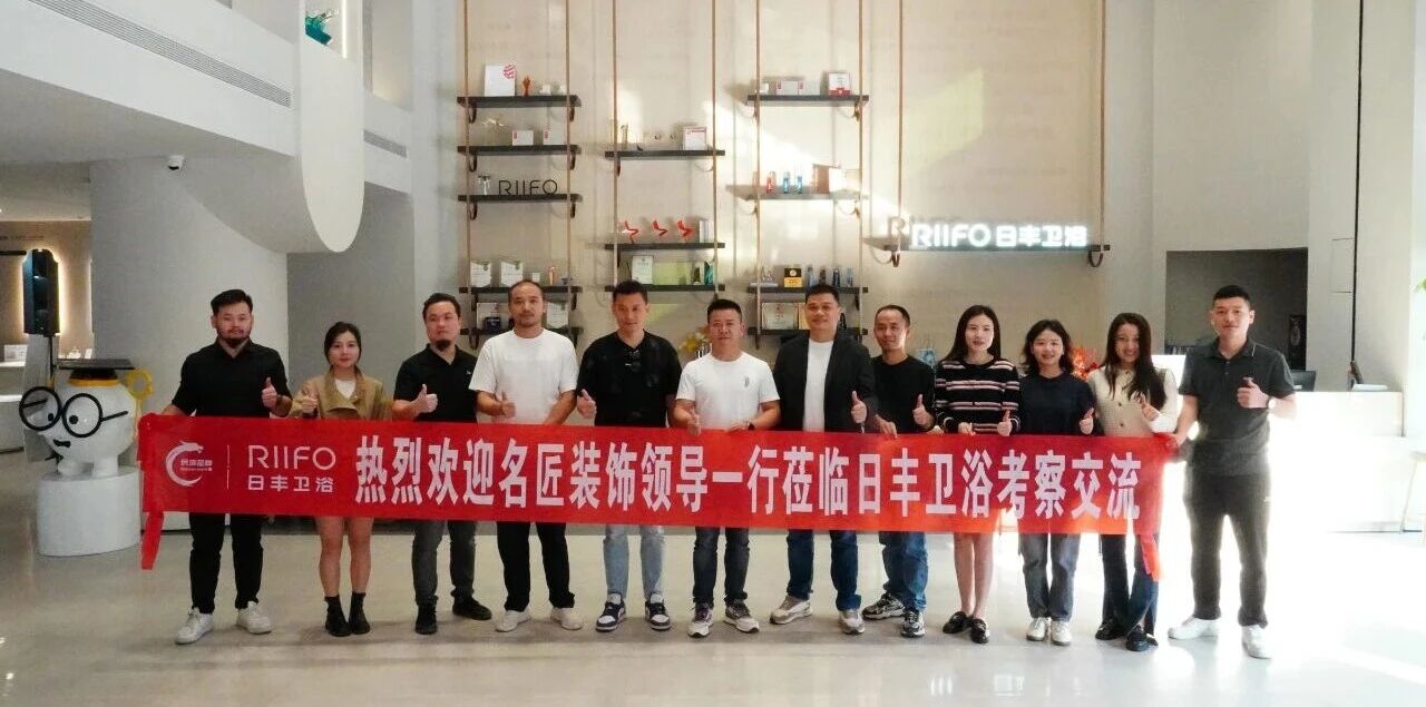 1764668473745.jpg 微信图片_2025-12-02_174104_490.jpg